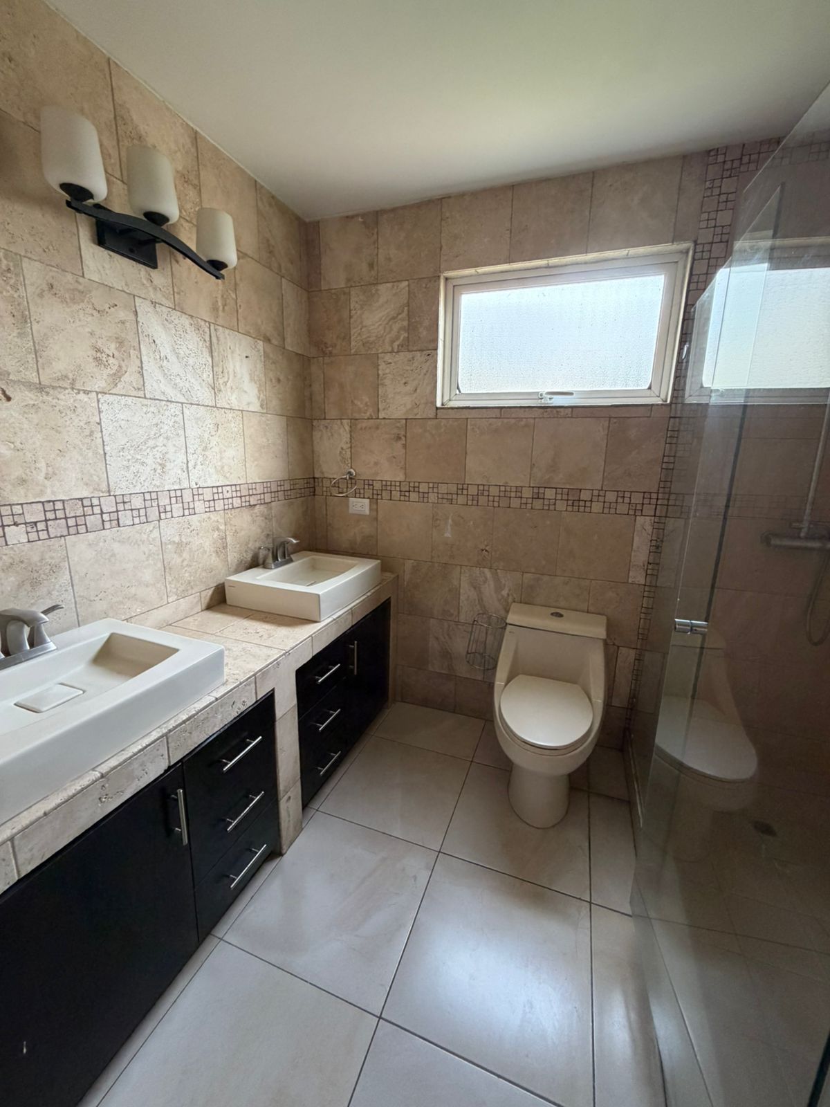 Detalle 10 · Casa en residencial privada en Nuevo Cuscatlán